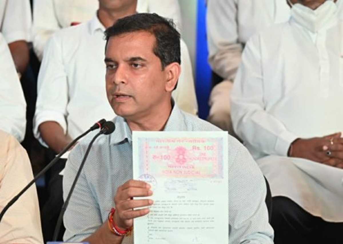 गोवा आप प्रमुख ने खुद को ट्रक क्लीनर के रूप में पेश किया, चेक पोस्ट पर कथित भ्रष्टाचार का खुलासा किया